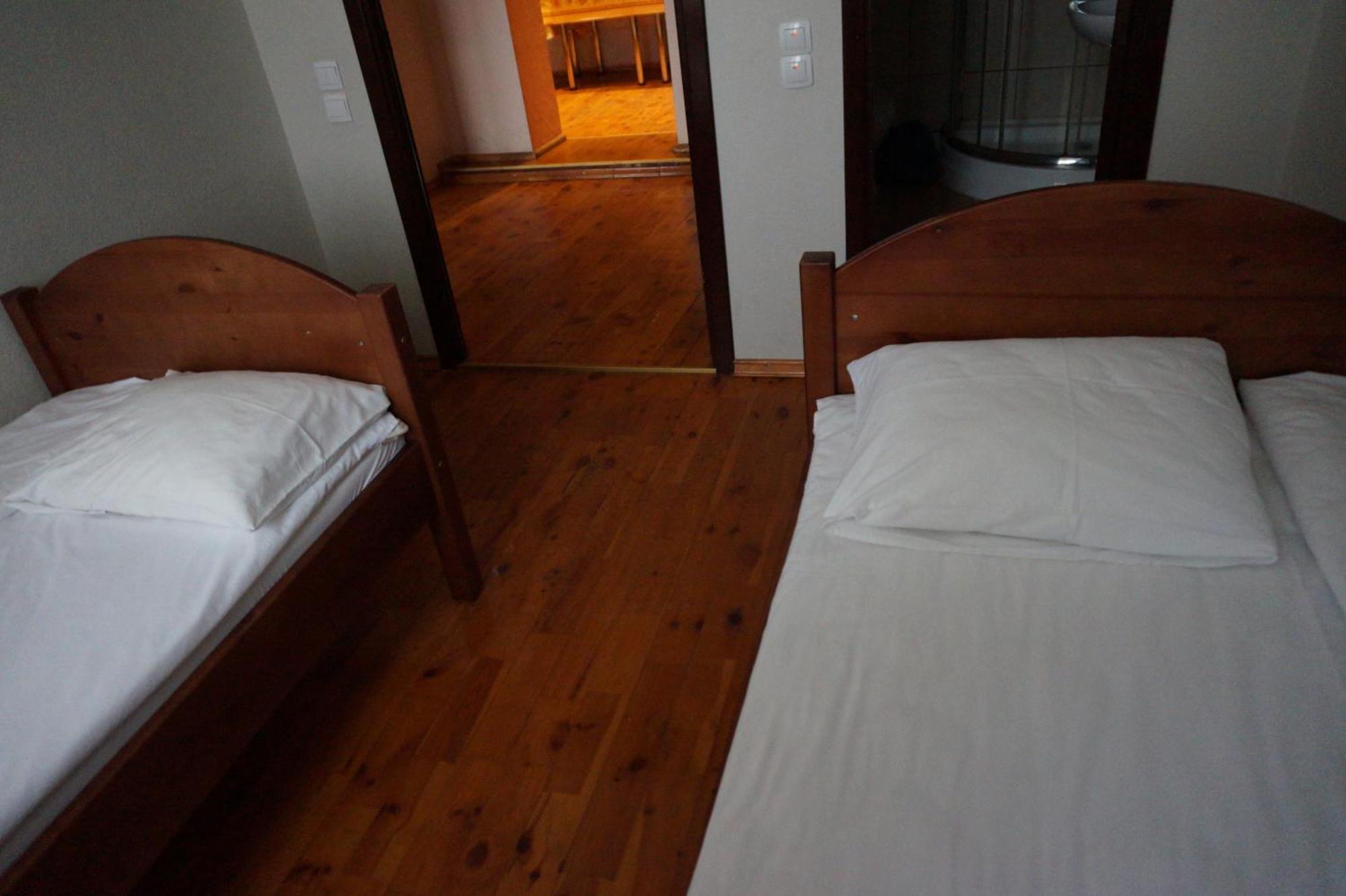 Hotel Erfolg Daugavpils Extérieur photo