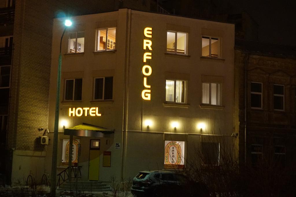 Hotel Erfolg Daugavpils Extérieur photo
