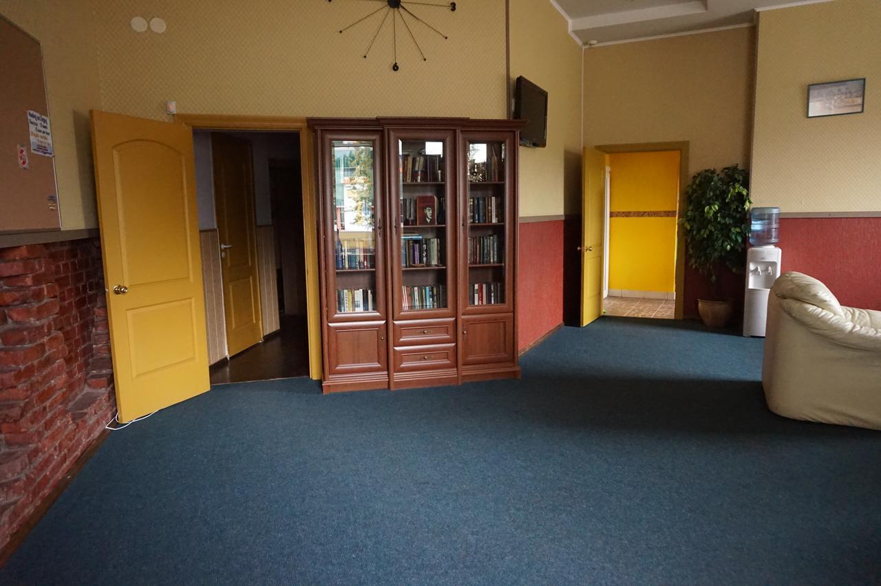 Hotel Erfolg Daugavpils Extérieur photo