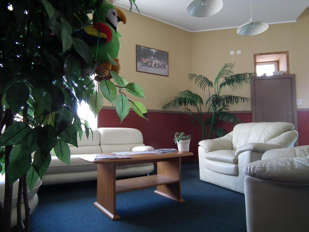 Hotel Erfolg Daugavpils Extérieur photo