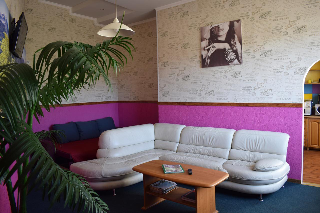 Hotel Erfolg Daugavpils Extérieur photo