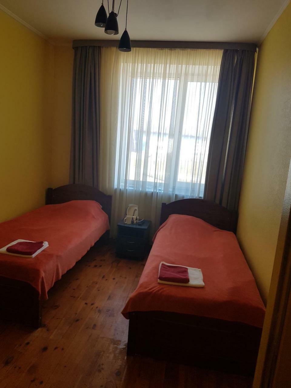 Hotel Erfolg Daugavpils Extérieur photo